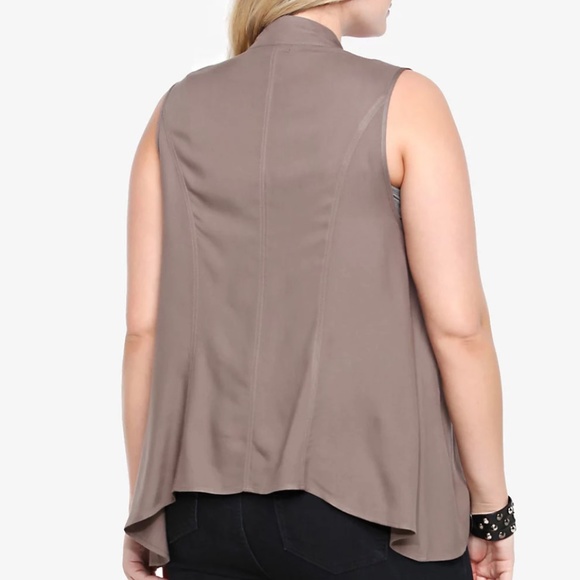 Torrid Studded Military Vest 0X - Picture 8 of 10